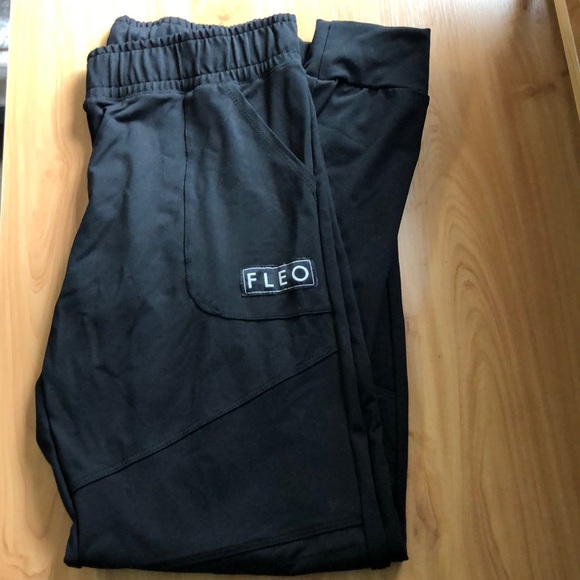 Fleo Pants - Soft, thick and warm Black Fleo Joggers